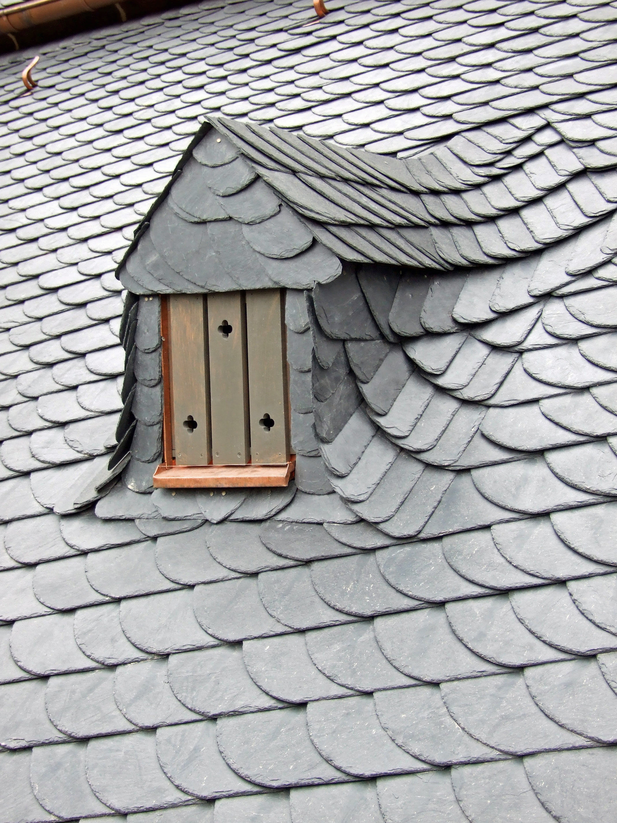 slate-shingles-dowell-roofing-tn